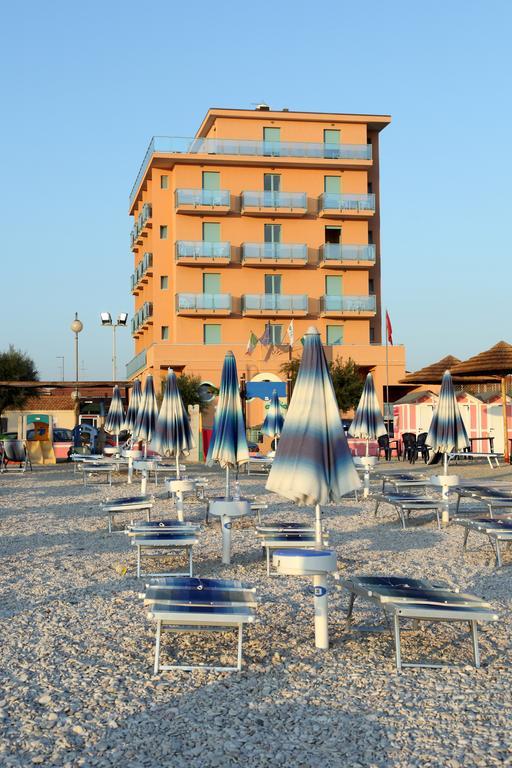Abbazia Club Hotel מארוטה מראה חיצוני תמונה