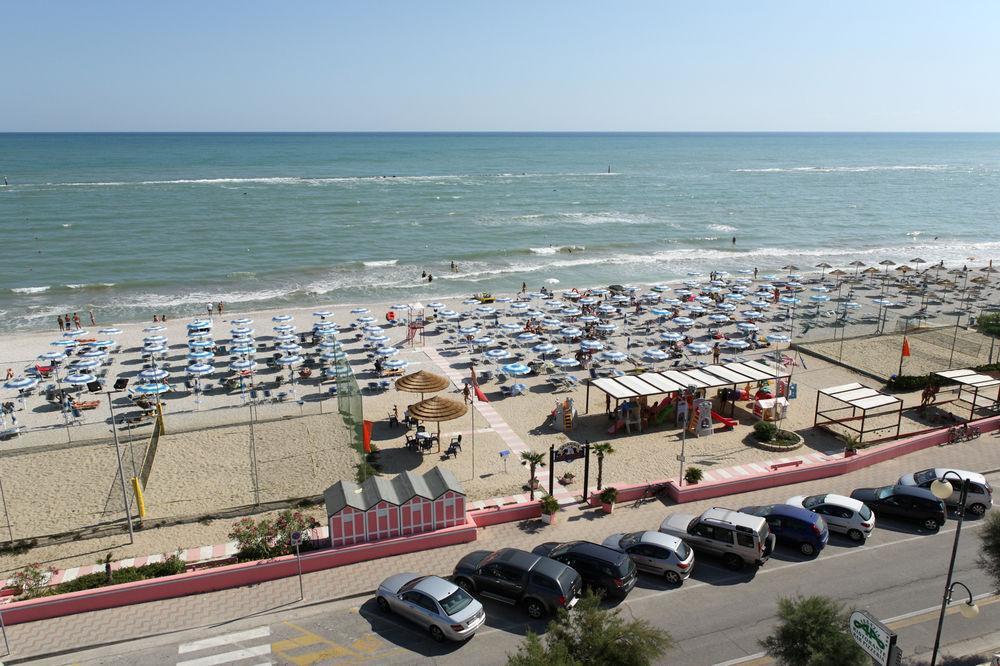 Abbazia Club Hotel מארוטה מראה חיצוני תמונה